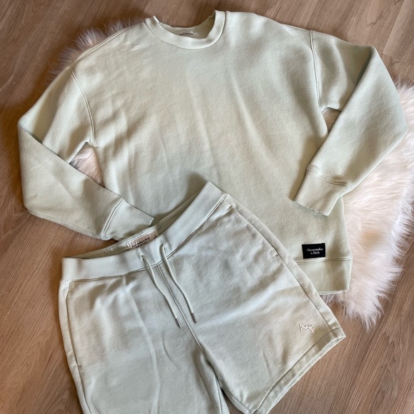 Abercrombie & Fitch Sweaters - Abercrombie & Fitch Sweat Set Shorts - NWOT